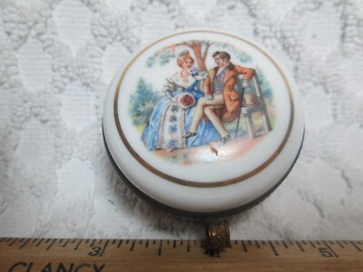Vtg Marked but Can't Read Mark Porcelain Enamel 1.8'' Hinged Box nr