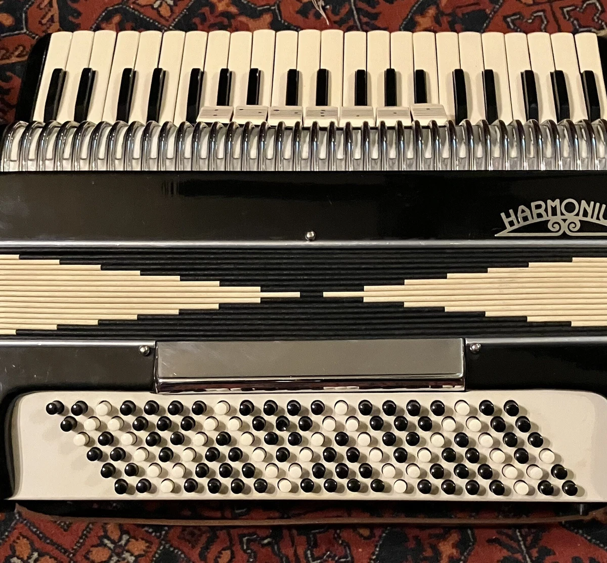 Accordion and harmonium deals