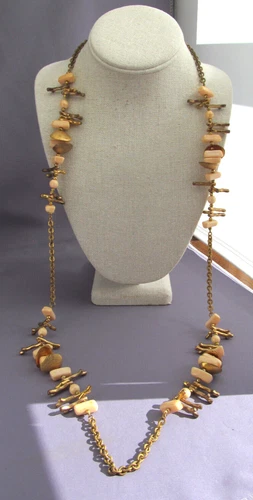 VINTAGE MIRIAM HASKELL GOLD TONE LONG FAUX CORAL SHELL BEACH SEA CHAIN NECKLACE
