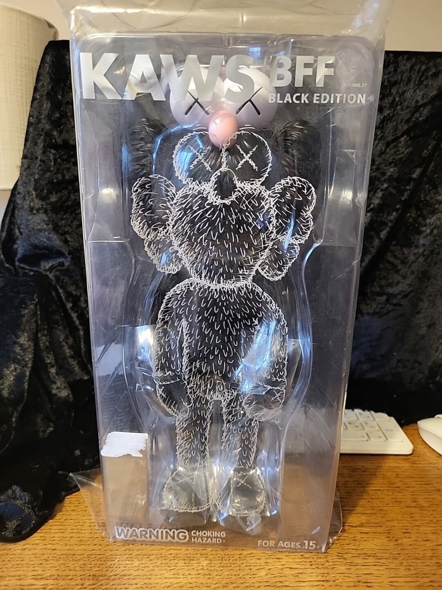 KAWS BFF BLACK 2体セット