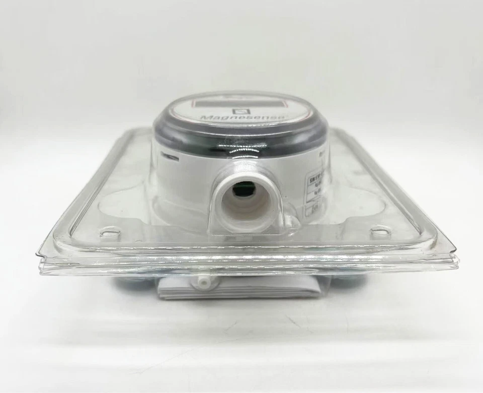 1pcs NEW Dwyer differential pressure sensor MS-111-LCD - Image 2 of 4