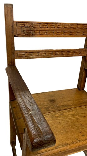 Antiguo silla, sillón frailero de pino negro, pirineo aragonés. S. XVII. 104x60x - Imagen 2 de 6