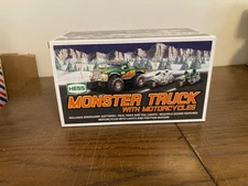 2007 HESS MONSTER TRUCK WITH MOTORCYCLES MIB, UNOPENED