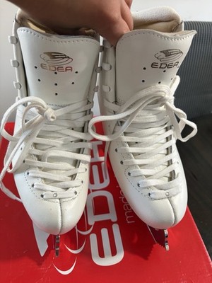 Edea Chorus White Figure Skates 230 C Stiff Padded Leather Boots w/ Blades