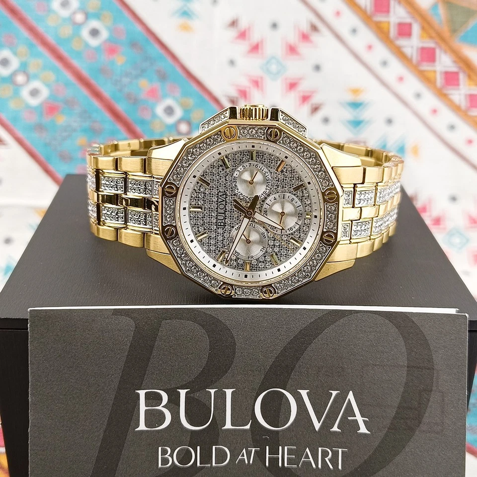 Reloj de cuarzo para hombre Bulova cristal octava esfera blanca tono dorado correa de acero 98C126 Foto 2 de 4