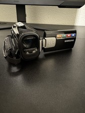 SAMSUNG six-f40 FLASH MEMORY SD CAMCORDER RED