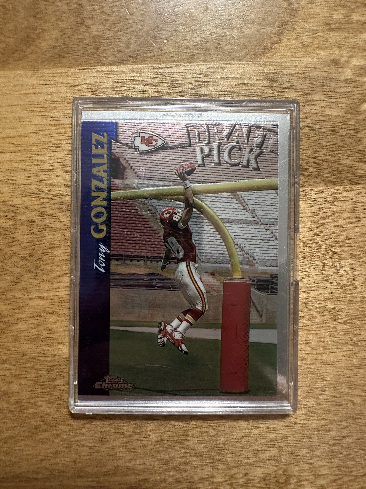 1997 Topps Chrome - Tony Gonzalez #24 (RC)