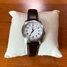 Victorinox Swiss Army Field Watch White Dial 100m Date Leather Strap Quartz