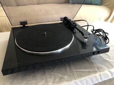 Denon DP-300F Fully Automatic Analog Turntable