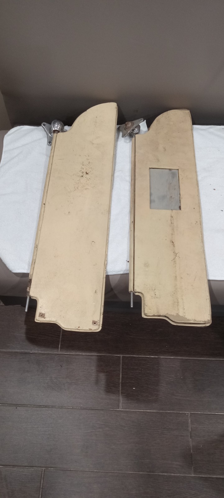 Rolls-Royce Sun Visors
