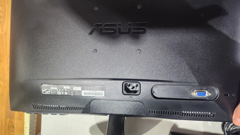 Asus 18.5” LCD VS197 VS197d-p LCD Monitor VGA with cables  * works great" - Image 2 of 3