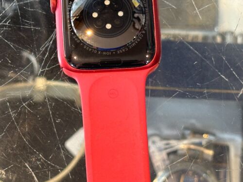 Apple Watch Series 6 44mm (GPS + Cellular) Aluminium 32GB IN PRODUCT RED - Picture 11 of 19