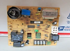 GAS IGNITION CONTROL BOARD 06-235973-004  LUXAIRE-?