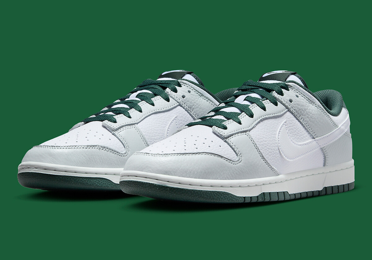 Nike Dunk Low Retro SE Photon Dust White Vintage Green