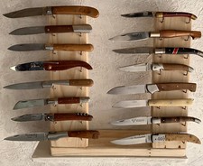 Présentoir 16 couteaux  à poser en bois de Sapin  SUPPORT couteaux en METAL