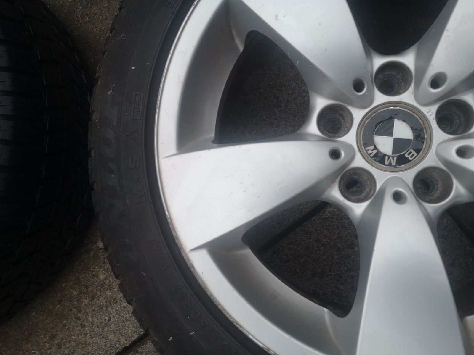 Genuine BMW 17" Alloy 225 50 17 Wheels Winter Ice & Snow Tyres x4