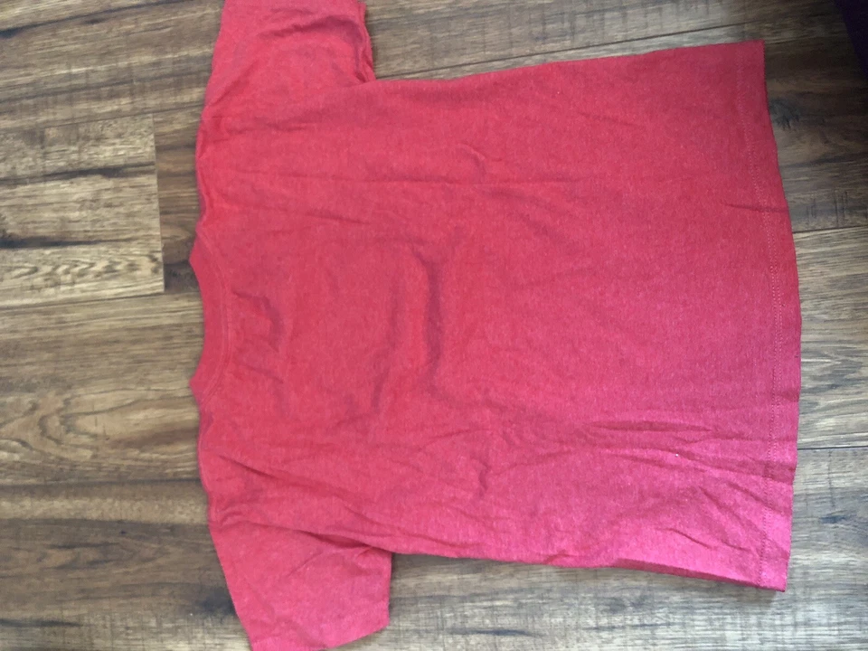 Camiseta Despicable Me Youth unissex Minions banana árvore de Natal vermelha XS - Imagem 3 de 3