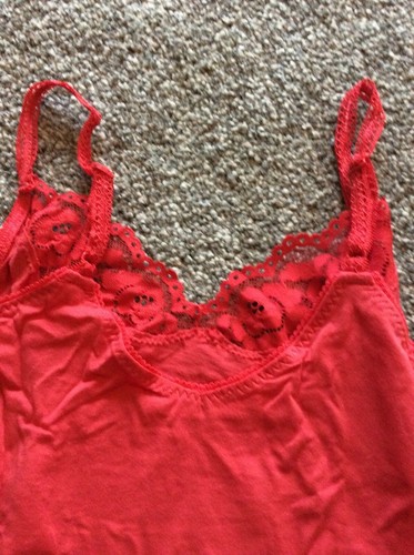 Free People Side of Sass Body - LadyBird rot oder schwarz - verschiedene Größen - Bild 15 von 32