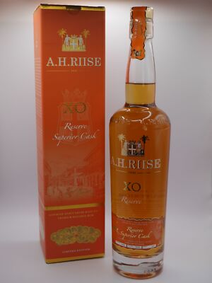 A. H. Riise XO Reserve Superior Cask Rum 0,7 l