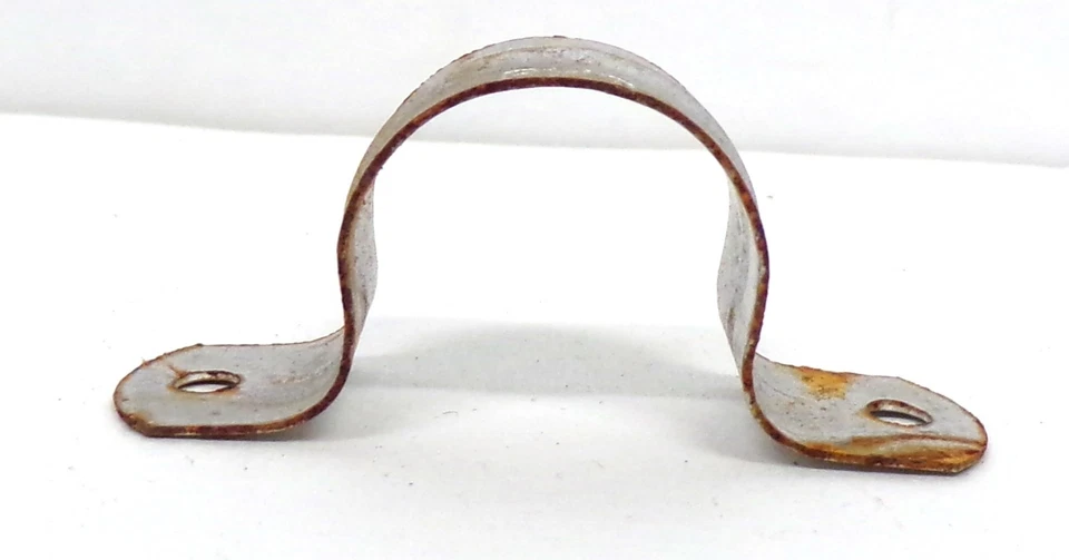 RIG PHP PIPE STRAP (LOT OF 61) (36) 3/4" (25) 1/2" 2-HOLE - Image 3 of 4