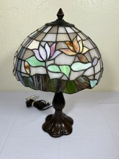 Gorgeous Vintage Stained Glass Tiffany Style Table Lamp Floral Pastel 18.5"