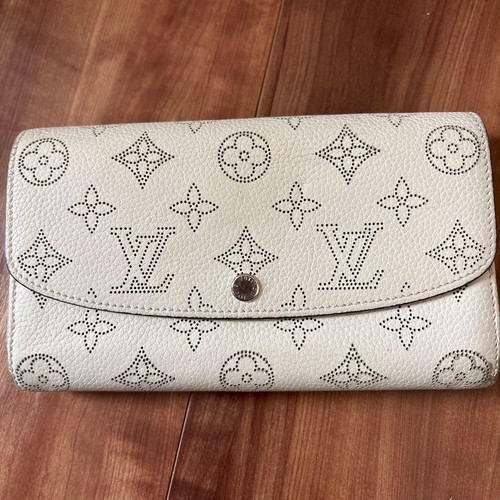 Louis Vuitton Mahina Long Wallet White