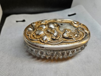 Glass oval Trinket Vanity Box with Silver Plated Lid 4 1/2'' vintage