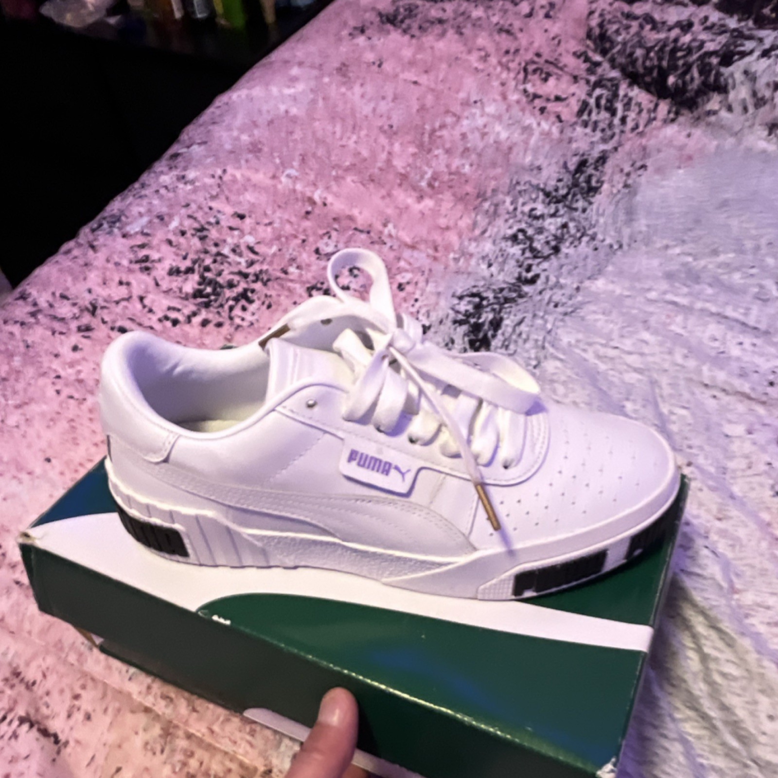 369155-01 Lace Up Low Top Casual