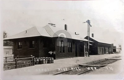 1914 Blue Hill NE Nebraska C B & Q Railroad Depot RPPC Photo Postcard COPY