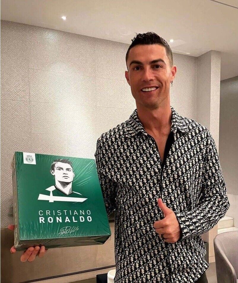 New Sealed Cristiano Ronaldo Box Limited Edition 21st New Sealed Cristiano Ronaldo Box Limited Edition 21st
