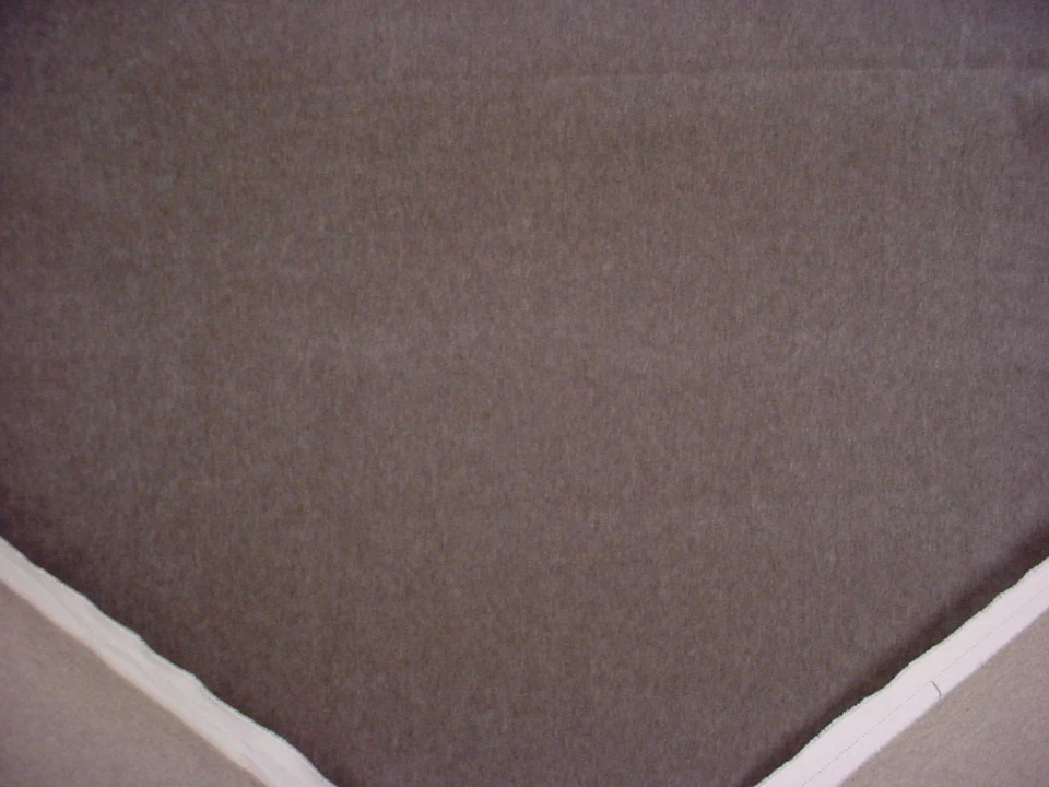 1Y Holly Hunt 3825 Sheepish Mountain Grey Wool Velvet Drapery Upholstery Fabric - Image 4 of 4