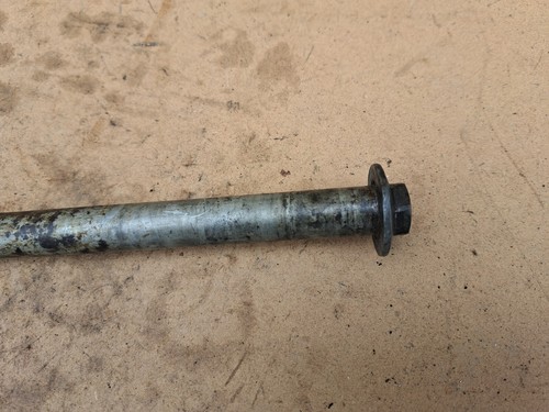 Kymco Venox 250 2000 - 2006 Rear Wheel Axle Spindle. - Picture 3 of 4