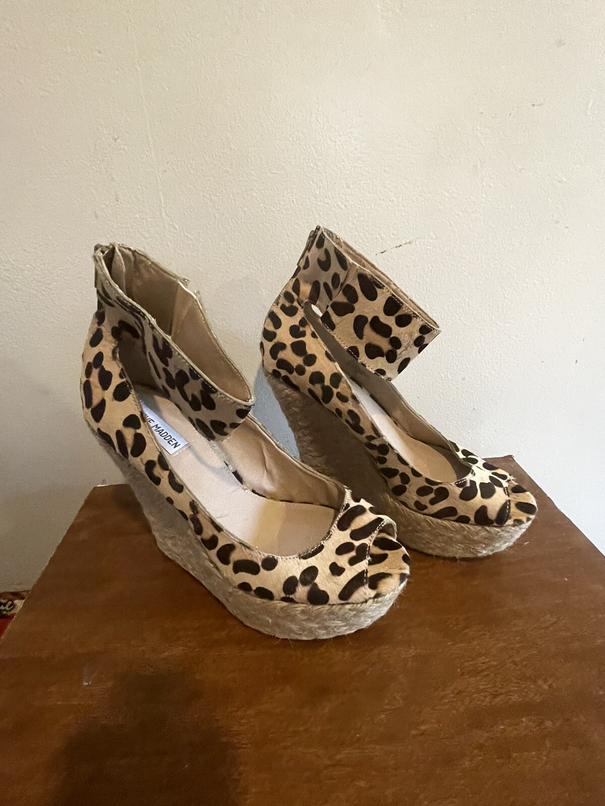 Steve Madden Leopard Print Wedges Size 
