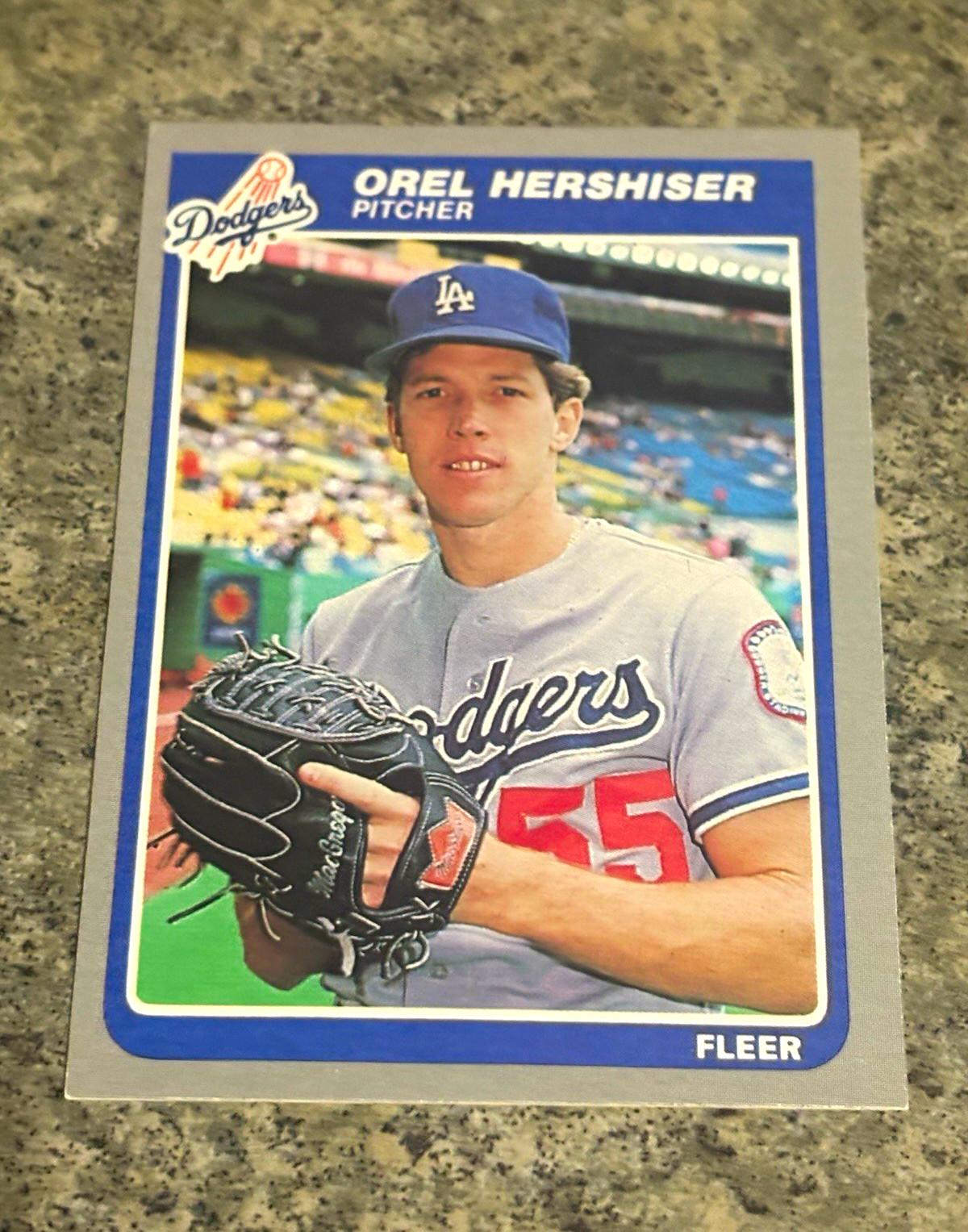 1985 Fleer - Orel Hershiser #371 Rookie - Los Angeles Dodgers