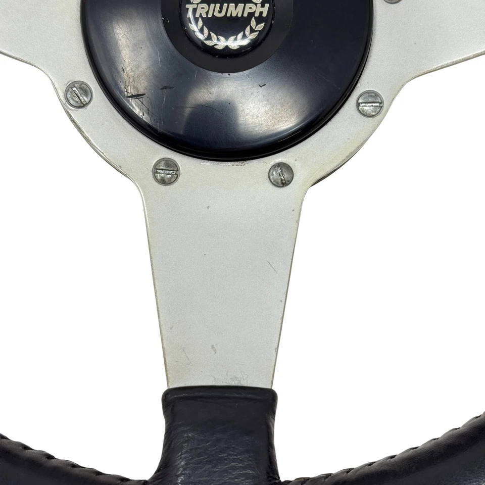 Volante Triumph TR8 OEM Original Cuero Negro Foto 4 de 4