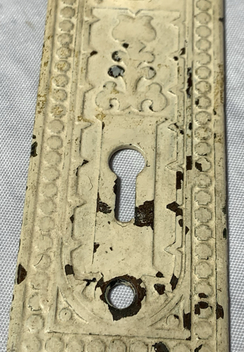Vintage Matching Lot of 3 Embossed Ornamental Backplate Metal Chippy - Picture 11 of 20