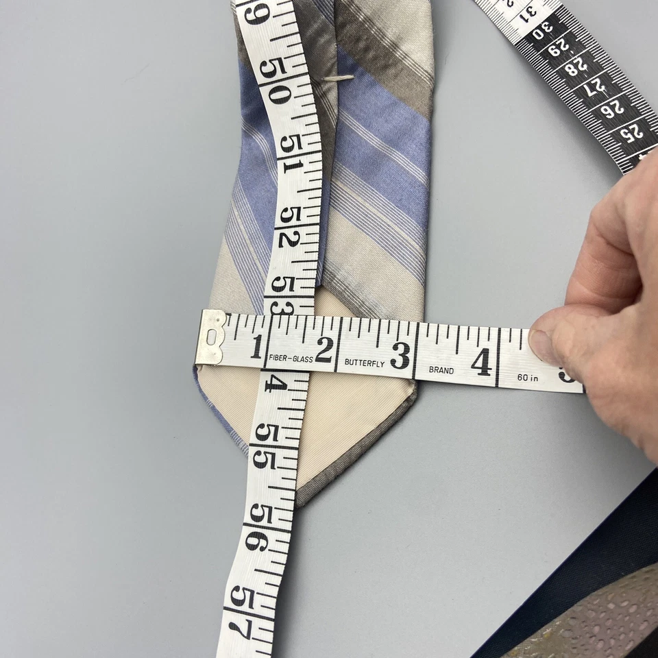 Vintage 1950’s Mens Don Loper Tie Diagonal Stripe Pattern Silk Blend Beige Blue - Image 4 of 4