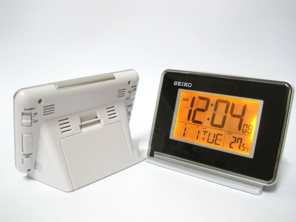 Nuevo Seiko LCD Termómetro Daul Alarma QHL068 Reposo Horario de Verano Calendario Foto 3 de 3