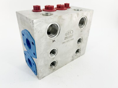 DHC-1584 Hydraulic Valve Manifold