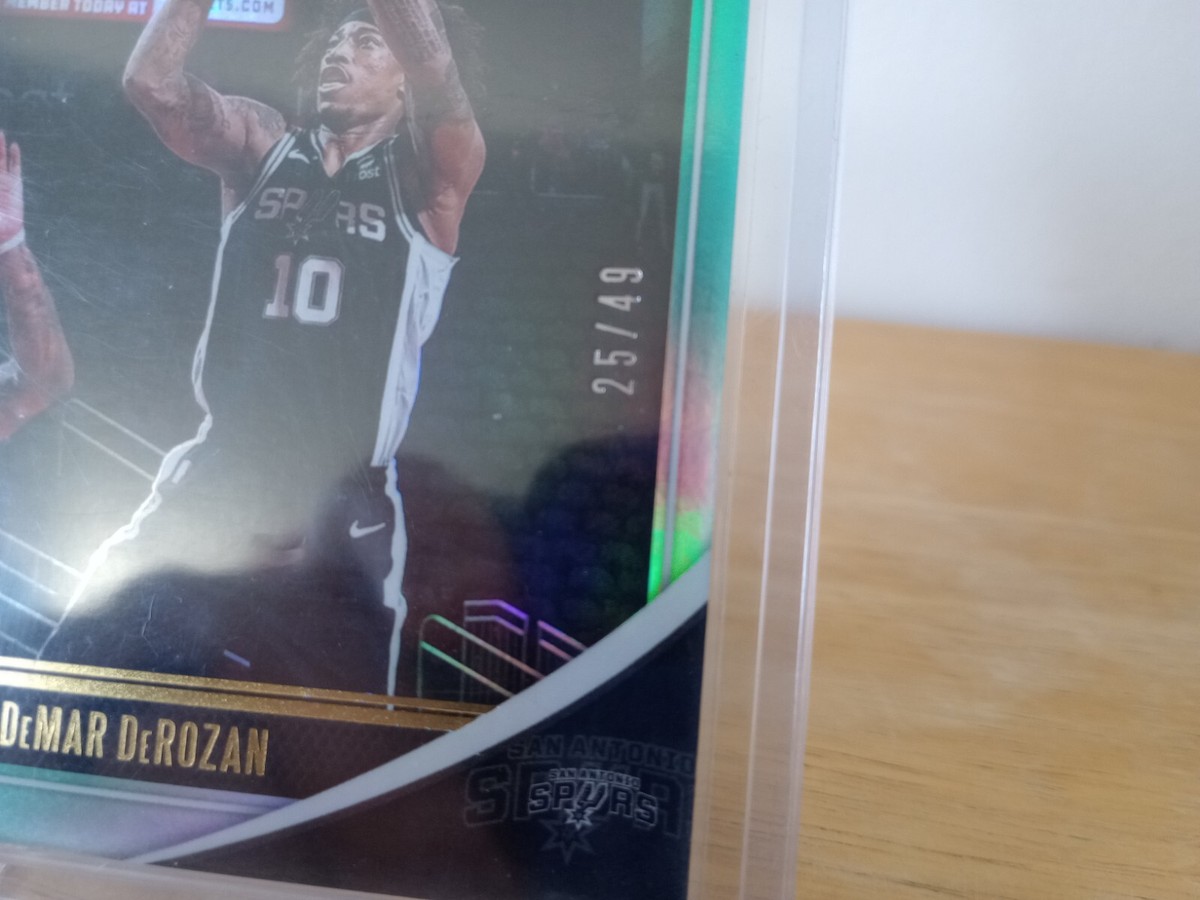 Demar Derozan 2020-21 Panini Absolute Basketball #'d 25/49 #88 San