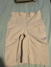SPANX   Power Shorts Mid-Thigh Short #2744 Soft Nude Beige Color  - XL/ L