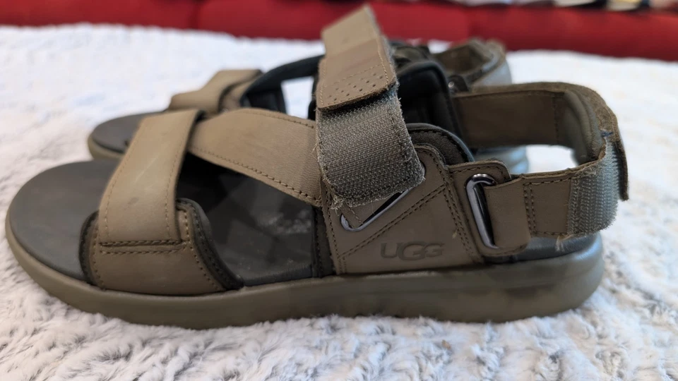Sandálias esportivas masculinas UGG UNION STRAP -COURO OLIVA QUEIMADO -EUA 9 -NOVAS - Imagem 2 de 4