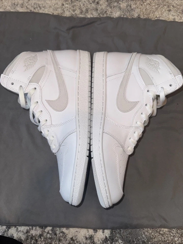 Zapatillas Air Jordan 1 Retro Alto 85 OG Gris Neutro Talla 12 BQ4422 100 Foto 3 de 4