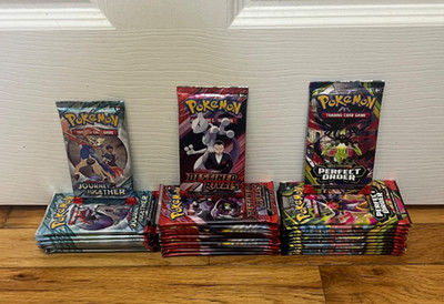BRAND NEW-LOT OF 30 Pokemon TCG Random Booster Packs-FACTORY SEALED