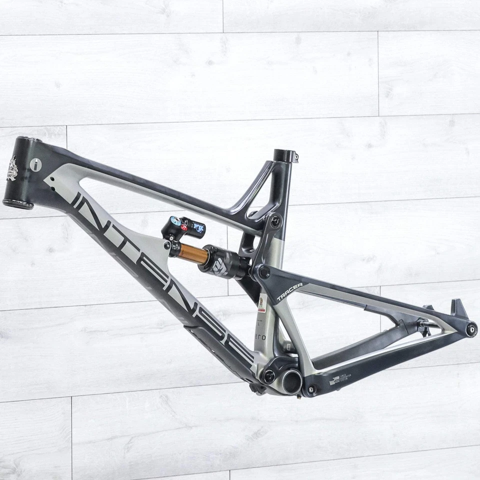 Cuadro de bicicleta de montaña de carbono Intense Tracer 27,5" - 2019, grande Foto 4 de 4