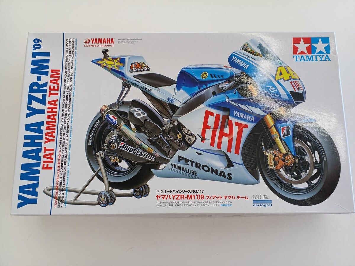 1/12 TAMIYA YAMAHA YZR-M1'09 FIAT YAMAHA TEAM Item from 1/12 TAMIYA YAMAHA YZR-M1'09 FIAT YAMAHA TEAM Item from
