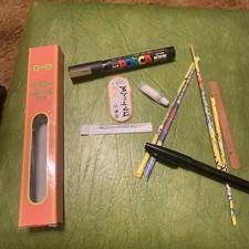 Japanese Mixed Lot , Gold Posca Japan Marker Uni Pentel Hotel Taiksnso  