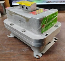 EGS CURLEE CSE040805SQD13 ENCLOSED MANUAL STARTER SIZE 1 3-POLE 3-PHASE 10hp