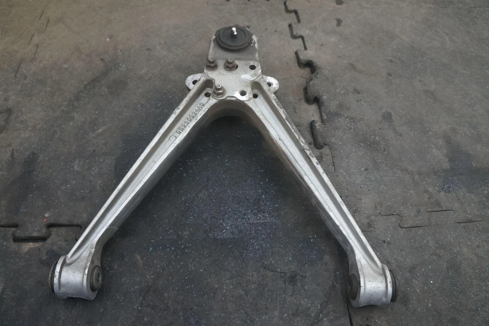 Brazo de control inferior derecho suspensión delantera 05290690ag OEM Dodge Viper 2013-17 Foto 3 de 4