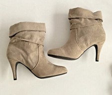 EXPRESS Taupe Faux Suede Heeled Bootie Cuffed Size 8